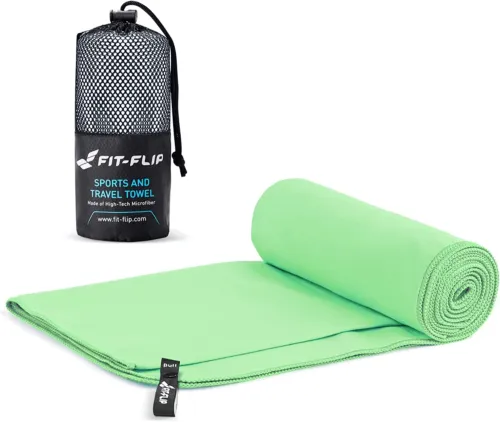 Ultra lightweight and fast drying travel towel