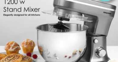 Stand Mixer with Speed Settings Includes Whisk Dough Hook and Beater