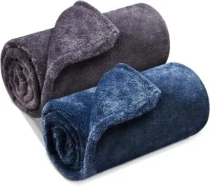 Cozy and Stylish Small Pet Blankets: Perfect Comfort for Your Furry Friends