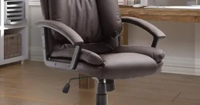 Boost Your Workday Comfort: Swivel Mid Back Faux Leather Office Chair