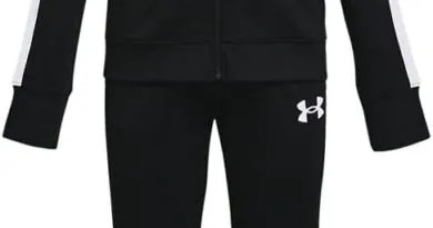 Embrace the Comfort: Under Armour Em Knit Tracksuit - Your Activewear BFF Awaits!