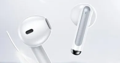 wireless earbuds