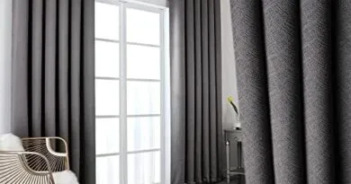 Curtain