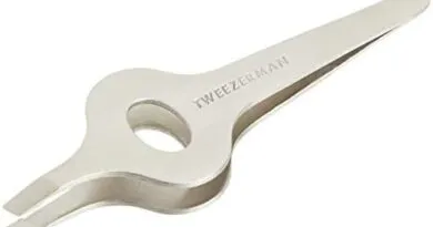 Tweezers