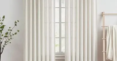 Curtain