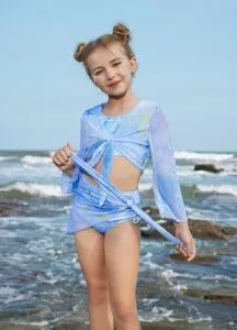 Unlock the Perfect Beachwear with GRACE KARIN's Four-Piece Swimsuit Set
