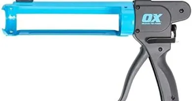 Caulk guns