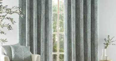 Curtain