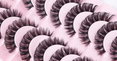 False eyelashes