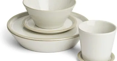 Dinnerware