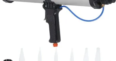 Caulk guns