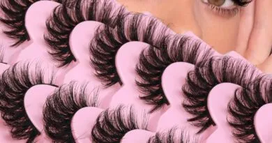 False eyelashes