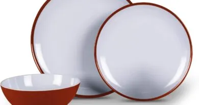 Dinnerware