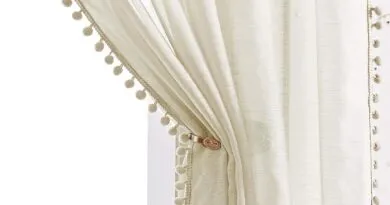 Curtain