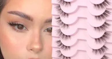 False eyelashes