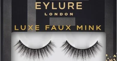 False eyelashes