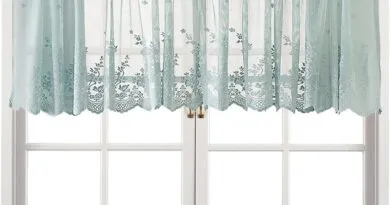 Curtain